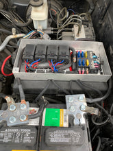 Load image into Gallery viewer, Custom relay/fuse box for auxiliary lighting