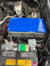 Load image into Gallery viewer, Custom relay/fuse box for auxiliary lighting