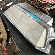 Load image into Gallery viewer, 12-15 Tacoma grill
